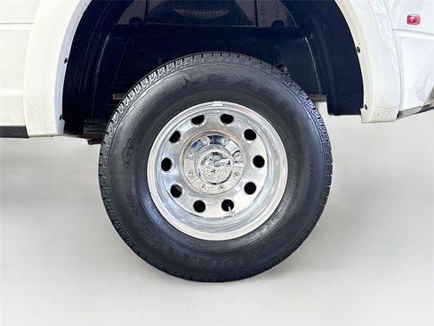 Used 2018 RAM 3500 Laramie image 30