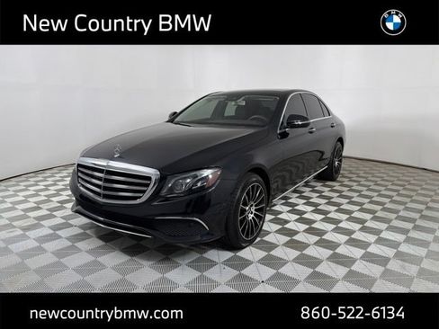 Used 2018 Mercedes-Benz E 300 4MATIC image 3