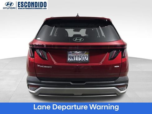 Certified 2025 Hyundai Tucson Limited image 4