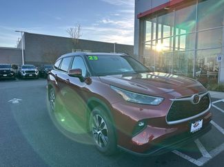 Used 2023 Toyota Highlander XLE 360° Tour