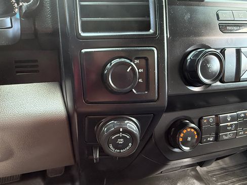 Used 2020 Ford F150 XL w/ Equipment Group 101A Mid image 25