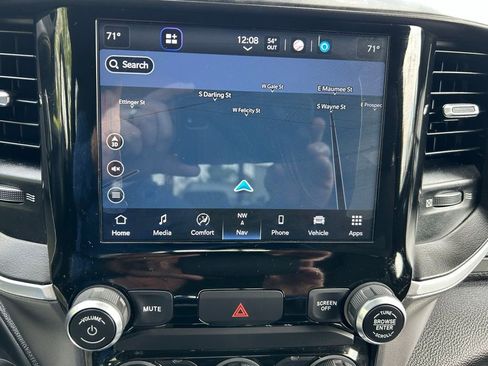 Used 2022 RAM 1500 Big Horn RWD image 26