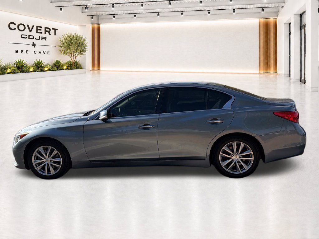 Used 2016 INFINITI Q50 3.0t Premium w/ Driver Assistance Package RWD image 5
