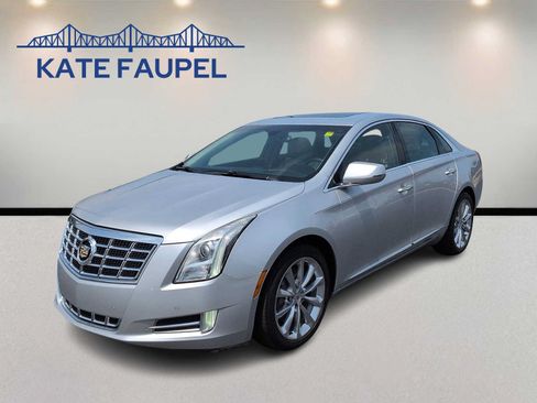 Used 2013 Cadillac XTS Premium FWD image 3