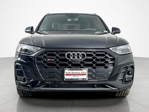 Used 2024 Audi SQ5 Premium Plus w/ Premium Plus Package image 8