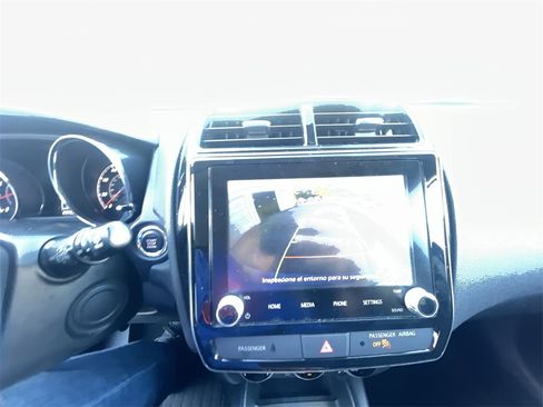 Used 2024 Mitsubishi Outlander Sport SE image 17