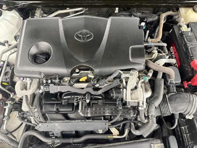 Used 2018 Toyota Camry LE FWD image 35