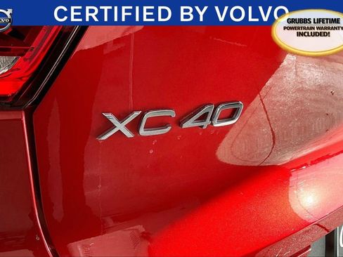 Certified 2023 Volvo XC40 B5 Ultimate w/ Protection Package Premier image 42