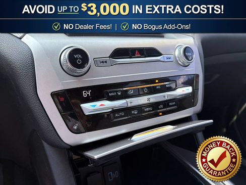Used 2021 Ford Explorer XLT w/ Equipment Group 202A RWD image 27