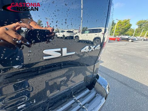 Used 2024 Nissan Frontier SL AWD/4WD image 41