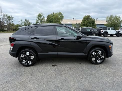 Used 2025 Hyundai Kona SEL AWD/4WD image 6