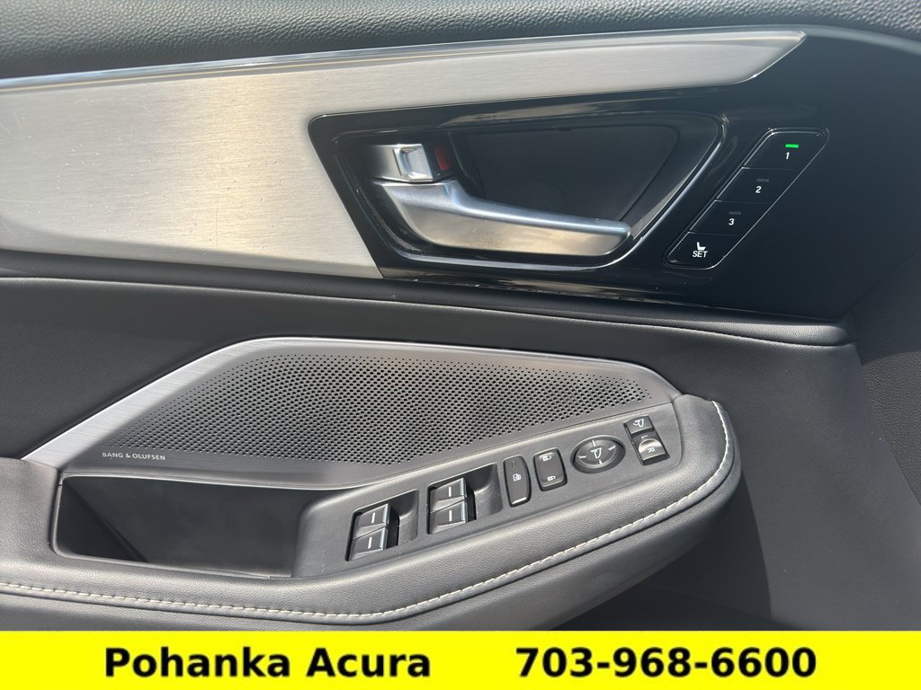 Certified 2025 Acura MDX w/ Technology Package AWD/4WD image 23