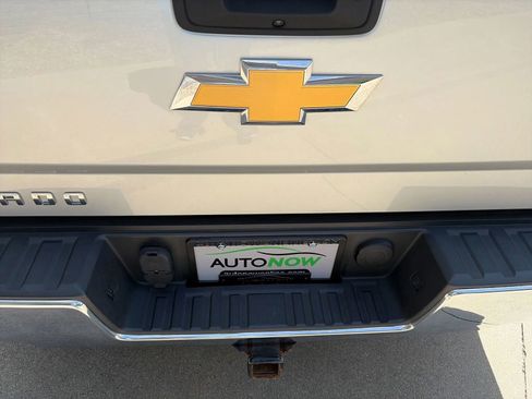 Used 2018 Chevrolet Silverado 1500 LT w/ All Star Edition AWD/4WD image 6