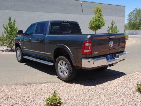 Used 2022 RAM 2500 Limited AWD/4WD image 4