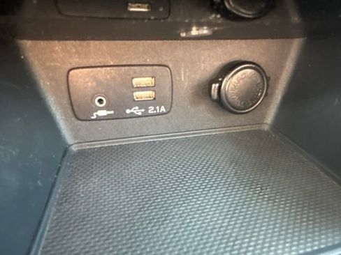 Used 2023 Subaru Forester Touring w/ Popular Package #2 AWD/4WD image 23