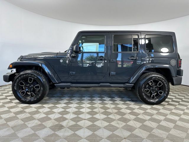 Used 2017 Jeep Wrangler Unlimited Sahara AWD/4WD image 4