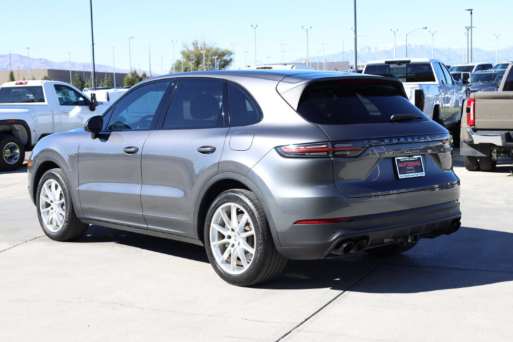 Used 2020 Porsche Cayenne E-Hybrid AWD/4WD image 4