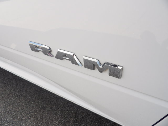 Used 2024 RAM 2500 Laramie w/ Safety Group AWD/4WD image 13