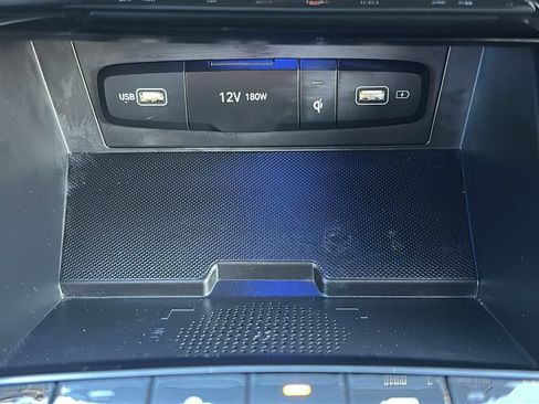 Certified 2024 Hyundai Tucson Limited FWD image 27
