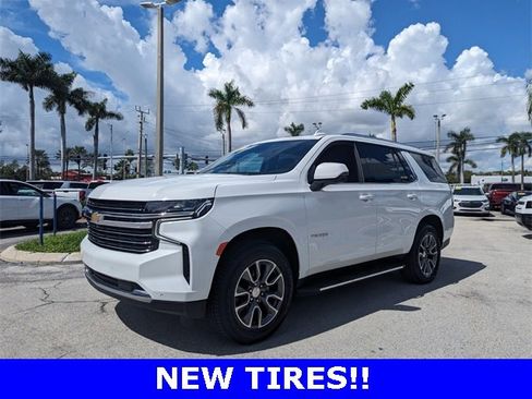 Used 2022 Chevrolet Tahoe LT w/ Luxury Package image 4