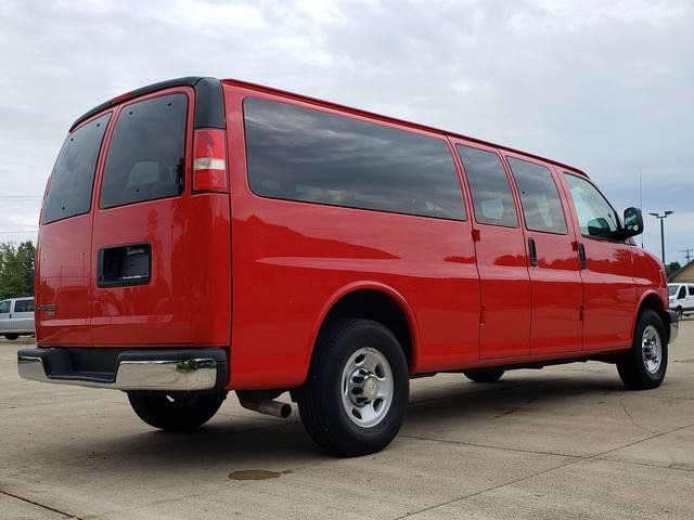 Used 2016 Chevrolet Express 3500 LT w/ LT Preferred Equipment Group RWD image 6