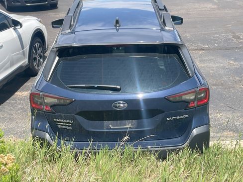 Used 2024 Subaru Outback AWD/4WD image 4