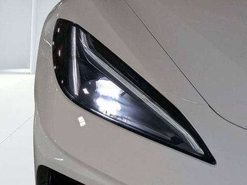 Used 2024 Chevrolet Corvette Stingray Premium Conv RWD image 14