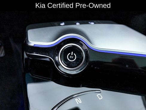 Certified 2024 Kia EV6 GT AWD/4WD image 28