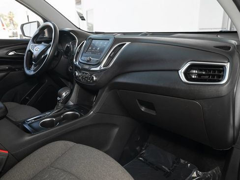 Used 2024 Chevrolet Equinox LT FWD image 43