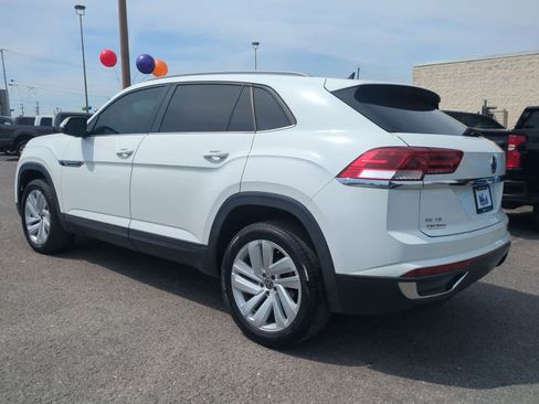 Used 2021 Volkswagen Atlas Cross Sport SE w/ Panoramic Sunroof Package image 6
