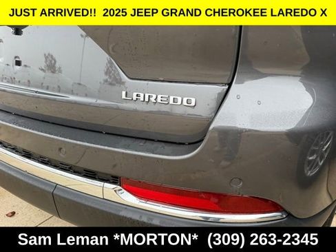 New 2025 Jeep Grand Cherokee Laredo X w/ Luxury Tech Group I image 9