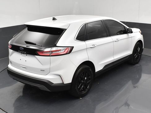 Used 2024 Ford Edge SEL w/ Convenience Package AWD/4WD image 3