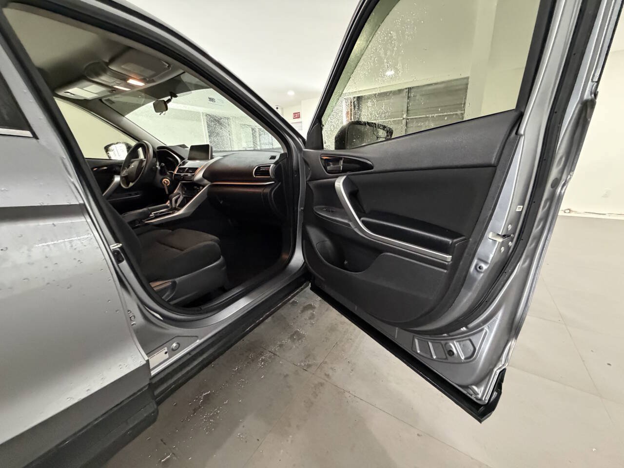 Used 2018 Mitsubishi Eclipse Cross LE AWD/4WD image 15