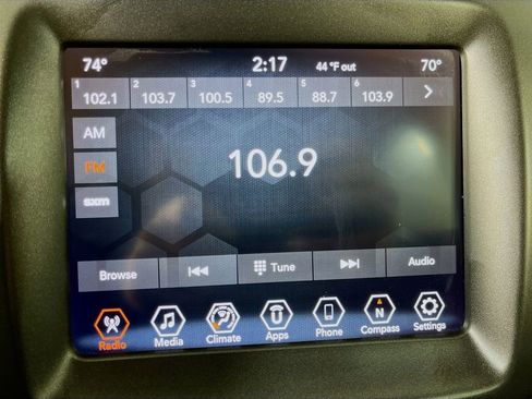 Used 2019 Jeep Compass Trailhawk image 19