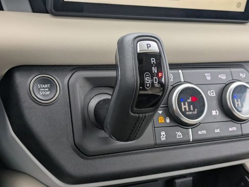 Certified 2024 Land Rover Defender 110 S image 17