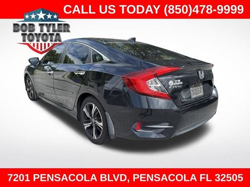Used 2018 Honda Civic Touring image 1