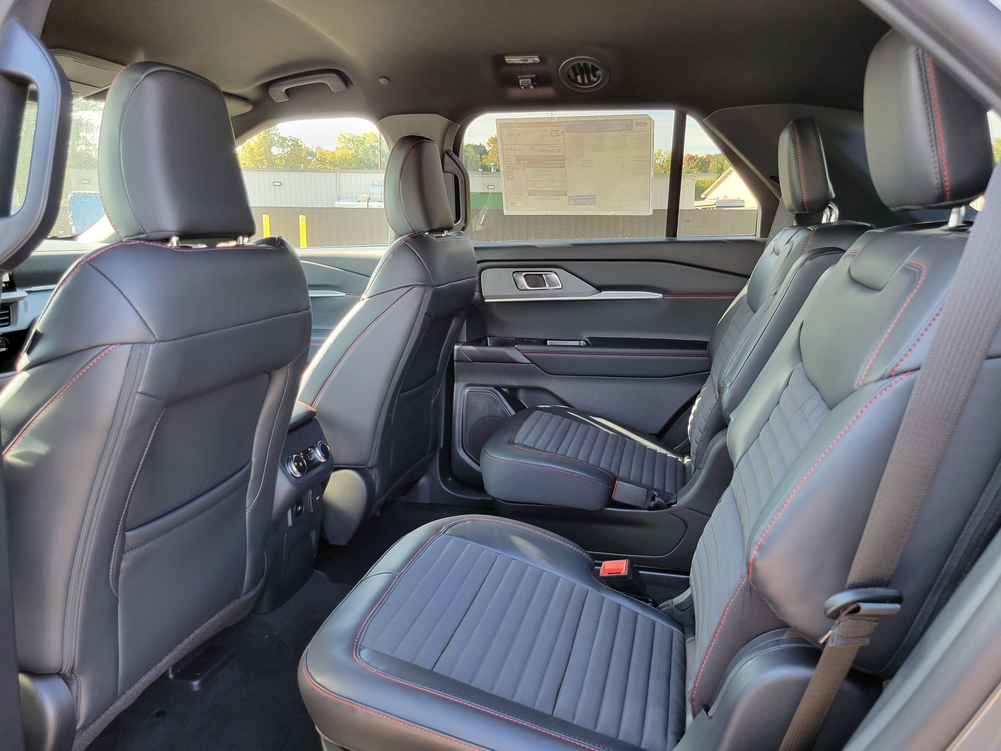 New 2027 Ford Explorer ST-Line AWD/4WD image 25