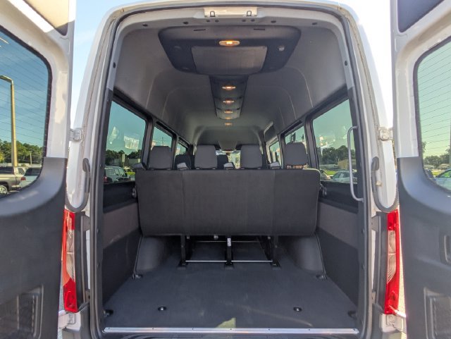Used 2025 Mercedes-Benz Sprinter 2500 image 13