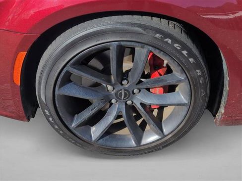 Used 2023 Chrysler 300 C image 23