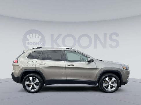 Used 2021 Jeep Cherokee Limited AWD/4WD image 8