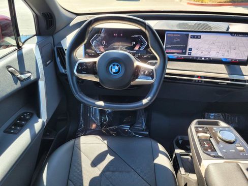 Used 2024 BMW iX xDrive50 w/ Sport Package AWD/4WD image 21