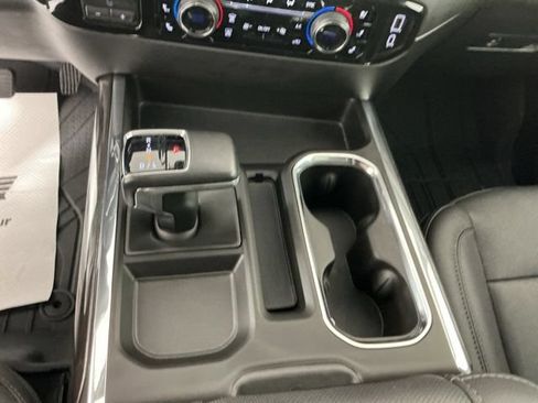 Used 2024 Chevrolet Silverado 1500 LTZ w/ LTZ Premium Package AWD/4WD image 20
