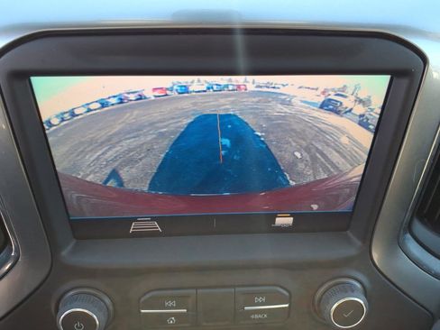 Used 2021 Chevrolet Silverado 1500 LT w/ Z71 Off-Road Package image 20