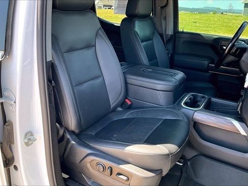 Used 2021 GMC Sierra 1500 SLT w/ SLT Premium Plus Package AWD/4WD image 28