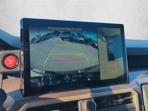 Certified 2025 Toyota Tacoma TRD Off-Road w/ TRD Off Road Premium Package AWD/4WD image 17