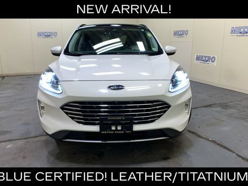 Certified 2022 Ford Escape Titanium w/ Titanium Elite Package AWD/4WD image 8