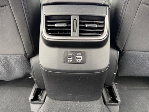 Used 2024 Subaru Outback Premium AWD/4WD image 31