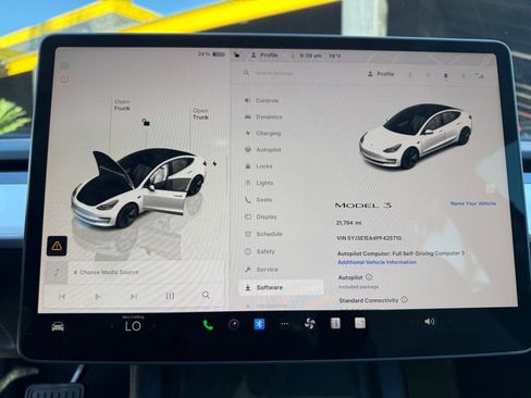 Used 2023 Tesla Model 3 Standard Range image 24