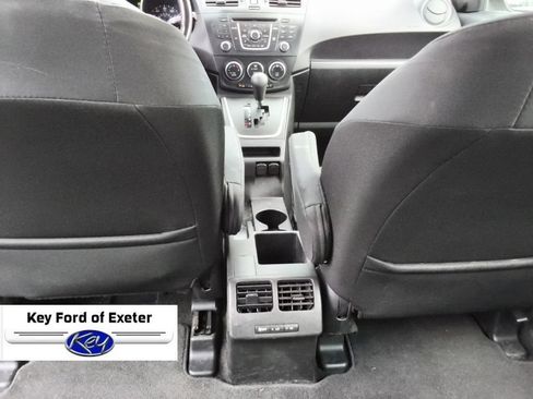 Used 2013 MAZDA MAZDA5 Sport FWD image 14