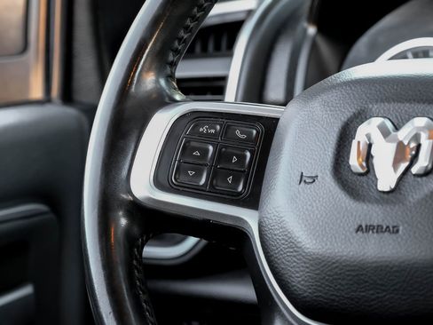 Used 2019 RAM 2500 Big Horn image 15